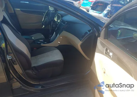 2013 Hyundai Sonata Gls z USA, uszkodzony, nr VIN 5NPEB4AC2DH665667